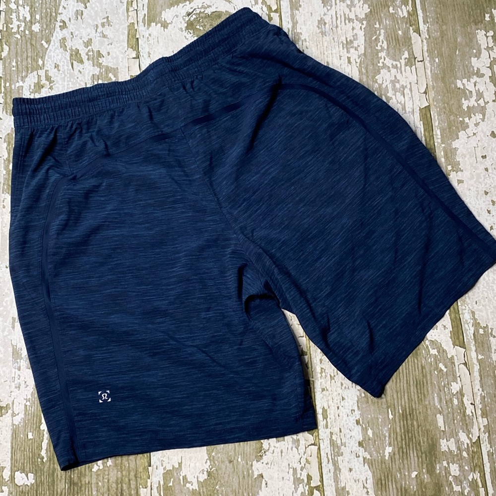 Men’s lululemon Pace Breaker short 9” linerless